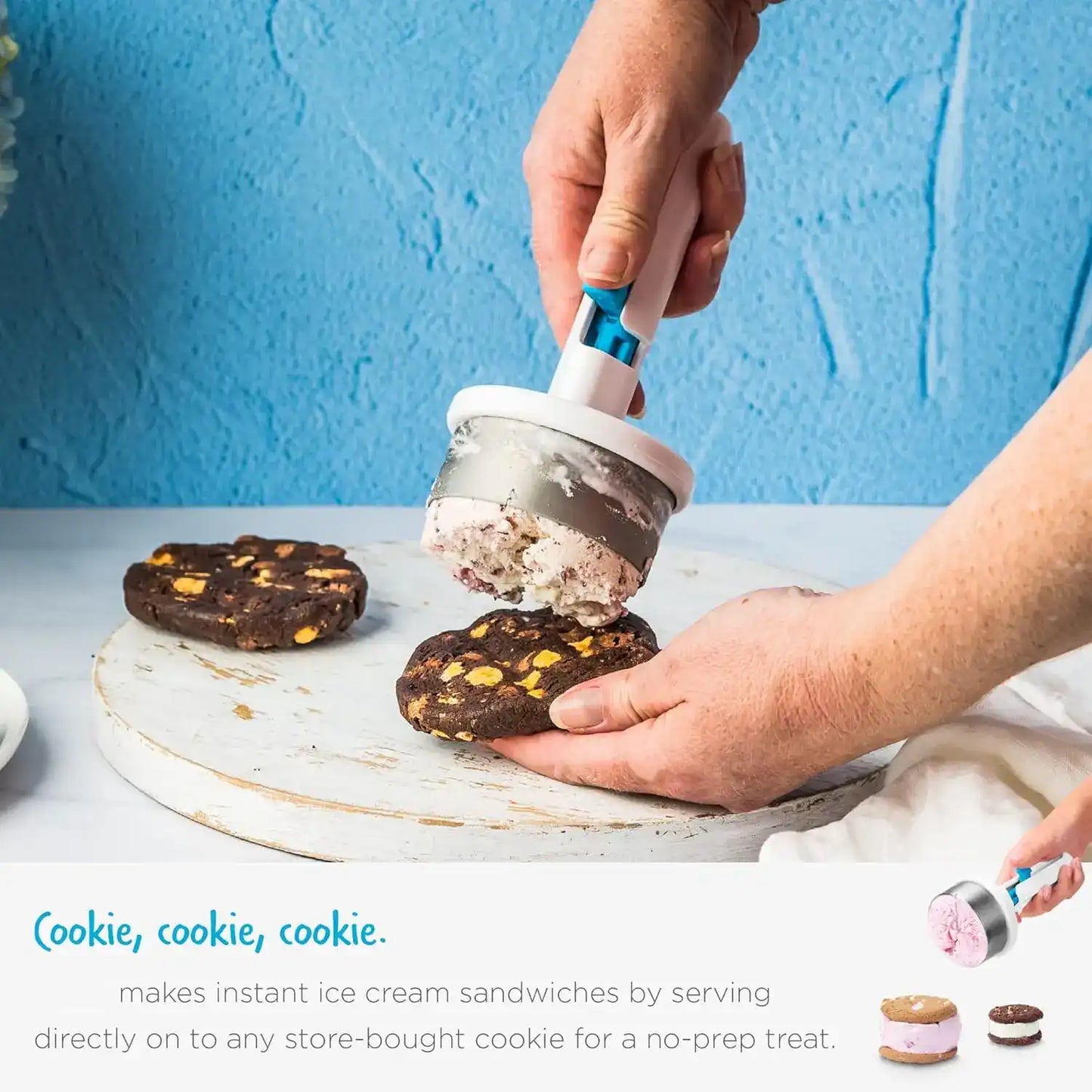 One-Handed Ice Cream Sandwich Scoop